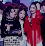 프리스틴 <b>시연</b> 원샷 받으라고 숨는 선미, 청하