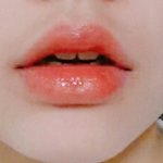 나 <b>입술</b> 너무<b>두</b>꺼움 ㅠㅠㄹㅇ