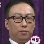 [댓글부탁해] 다들 <b>쿠션</b> 친구랑 나눠쓰고 그러니..?