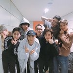 [EXO] 야 잠만 다 들어와봐