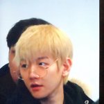 [백현] 백현 ㅎㄴㄷ 출국 <b>플뷰</b>