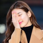 오늘 아침 100% <b>쌩얼</b>로 출근한 수지