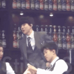 [EXO] 오늘 하루도 파이팅하자 <들어와>