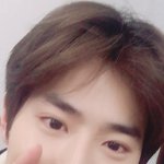 [EXO] 어제 셀카에서도 눈 빨갛고 그랬다고