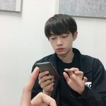 <b>연옌</b> 좋아하는 애들아 너네 배경 뭐임?
