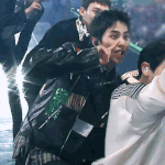 [시우민] 단체셀카 찍을때 시우민 표정바꾸기