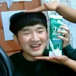 [댓글부탁해] 눈썹 겁나이쁜거<b>vs</b>입술색 겁나이쁜거