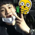 방금 피어싱 <b>교체</b>했는데ㅋㅋㅋㅋ