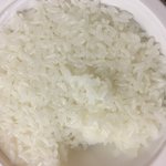 <b>뜨뜻</b>한 흰쌀밥 진짜오랜만