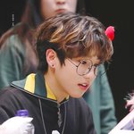 [스키즈] 지성이 안경 ㄹㅇ 찰떡
