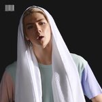 [EXO] 오세훈 <b>조각상</b> 같이 나온건 이 짤이 최고임