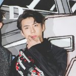 [세훈] 180207 프라다 <b>런칭</b>행사 기사사진