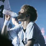 [EXO] 밍석 폰<b>직찍</b>하고 <b>홈마</b>사진 차이