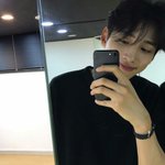<b>선배</b>들 졸업식때 톡 할까말까