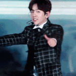 [EXO] 새학기에 <b>전학</b>가는데 조언좀
