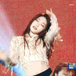 글리터 신이 도운 청하<b>gif</b>