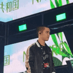 [EXO] 대머리<b>독수리</b>