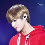 뷔 <b>이날</b>