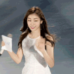 <b>성화</b>봉 김연아가 마지막이라 다행이다..