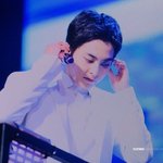 [시우민] 시우민같은 사람이 <b>순백</b>의 슈트를 입으면