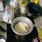 <b>첫끼</b>를 짜파게티 끓여 먹고