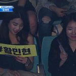 <b>이분</b> 뭐하시는분이죠?
