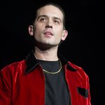 얘들아 진짜 개 발리는 백인 래퍼 소개해줌 들어와