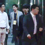 [EXO] 진짜 변백현은 <b>흑발</b>이최고다..