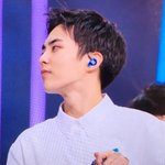 윤두준이랑 시우민 닮음