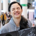 [EXO] 엑소 앨범 받은 얼음판의 요정 "우라, 金 딴 기분"