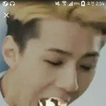 [EXO] 야 옛날에 깨똑 첨 업뎃되고 프로필 동그래졌을 때ㅋㅋ