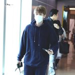 [EXO] <b>변백현</b> 옷정ㄷ보 아직도 안뜬거 실화냐..