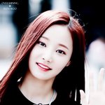 모모랜드 <b>연우</b> 뭔가 크리스탈+나나