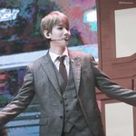 [백현] <b>대만</b>콘서트 백현 고화질