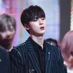 [댓글부탁해] 눈 작은 <b>황민현</b>이면...