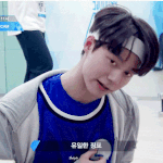 __ 이제 여드름이 <b>쇄골</b>에도 나는구나