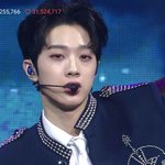 [라이관린] 오늘 관린이 <b>외모</b> 진짜 장난아냐 진짜 어쩌지