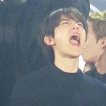 [EXO] 이시간에 <b>옥상</b>올라가서 3초간 소리지르고싶다