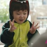 내 <b>사촌</b>동생 얘랑 ㅈㄴ 닮음