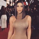 [댓글부탁해] 킴<b>부탱</b>이랑 킴카다시안 사촌이래