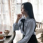 [댓글부탁해] 얘들아 이거 블라우스 <b>뭔색</b>이나음