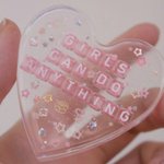 애들 프사 다 <b>girls</b> can do anything임