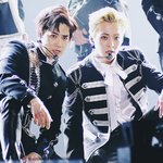 [EXO] 얼음물 미모보고가셈 (<b>눈부심</b> 주의)