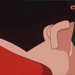 졸라 어이없어 이쁘면 조용히 있어야함??