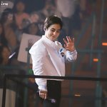 [EXO] 민석이 <b>투</b><b>샷</b>인데 넘 귀엽고 웃김 ㅋㅋㅋ