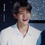 웃는 거 넘 이쁜 배진영