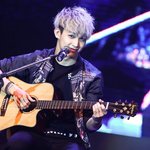 [BTOB] 기타치는