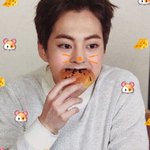 [시우민] 시우민 디스패치 사진에 누가