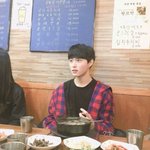 얘들아 <b>이</b>사람 이름 뭐니..존잘<b>이야</b>..