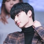 <b>홈마</b> 편집앱 아는분,,
